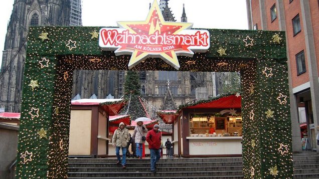 Eingangstor zum Weihnachtsmarkt