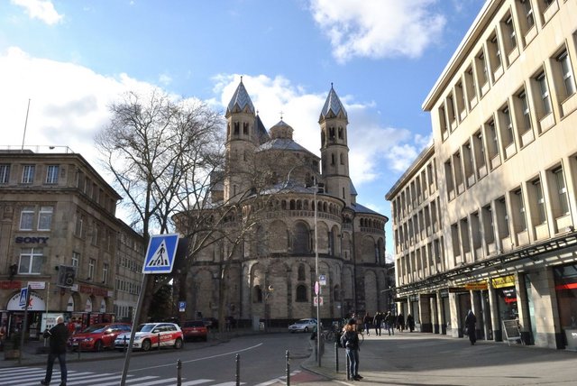 Kirche Sankt Aposteln am Neumarkt