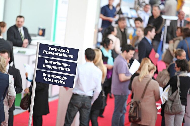Informationen rund um das Thema Beruf und Bewerbung gibt es auf der Jobmesse