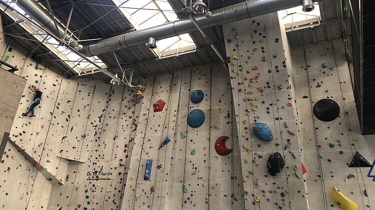 Kletterwand im Jugendzentrum