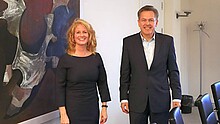 Präsidentin Nicole Grünewald und Hauptgeschäftsführer Uwe Vetterlein