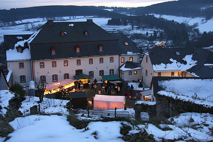 Schlosshotel Burghaus in Kronenburg