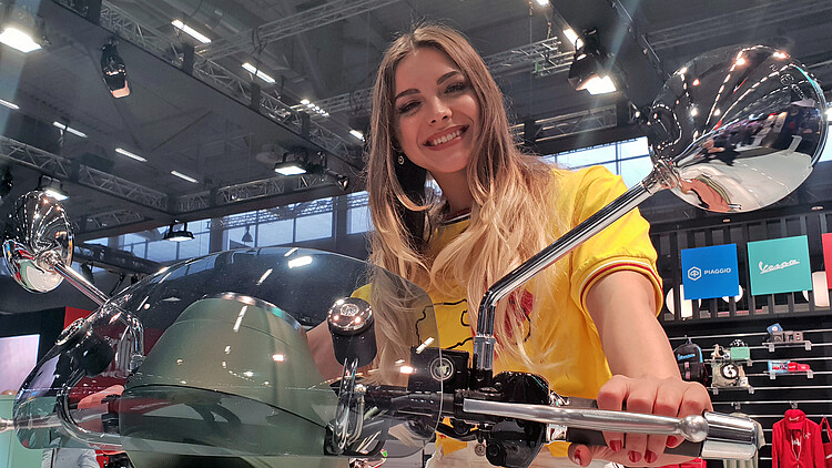 Intermot 2018 - Vespa Stand