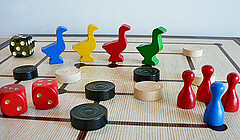 Brettspiele bringen Spaß und Spannung in den Isolations-Alltag