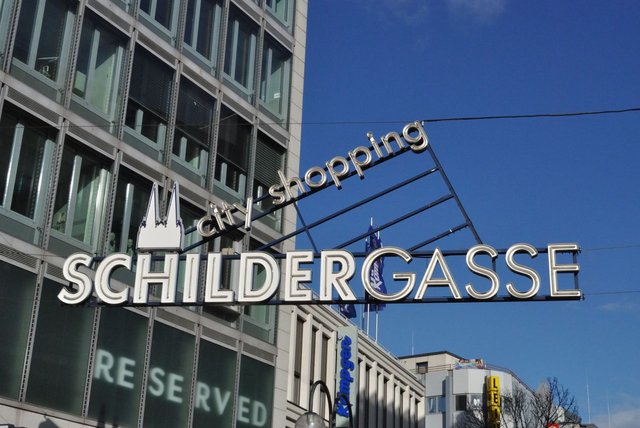 Schildergassenschild am Eingang
