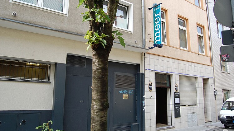 Eingang Biergarten in Ehrenfeld