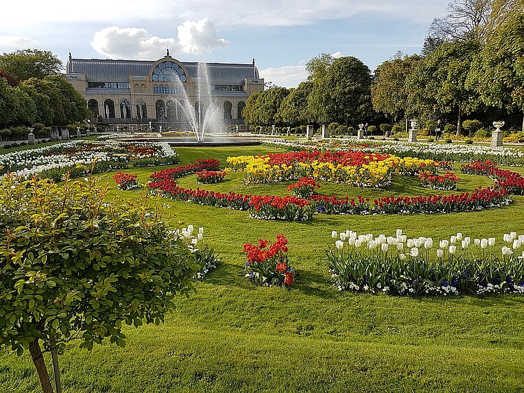 Blick auf das sanierte Veranstaltungsgebäude