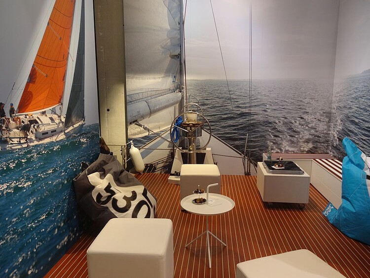 Kreative Standgestaltung auf der digitalen Marketing-Messe dmexco