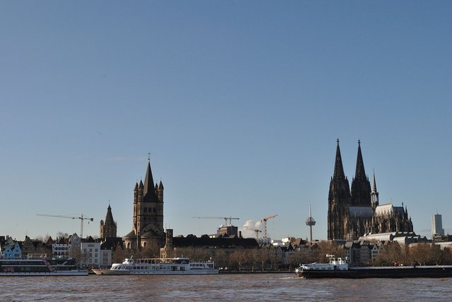 Panoramablick auf Kölner Altstad Panorama der Kölner Altstadt